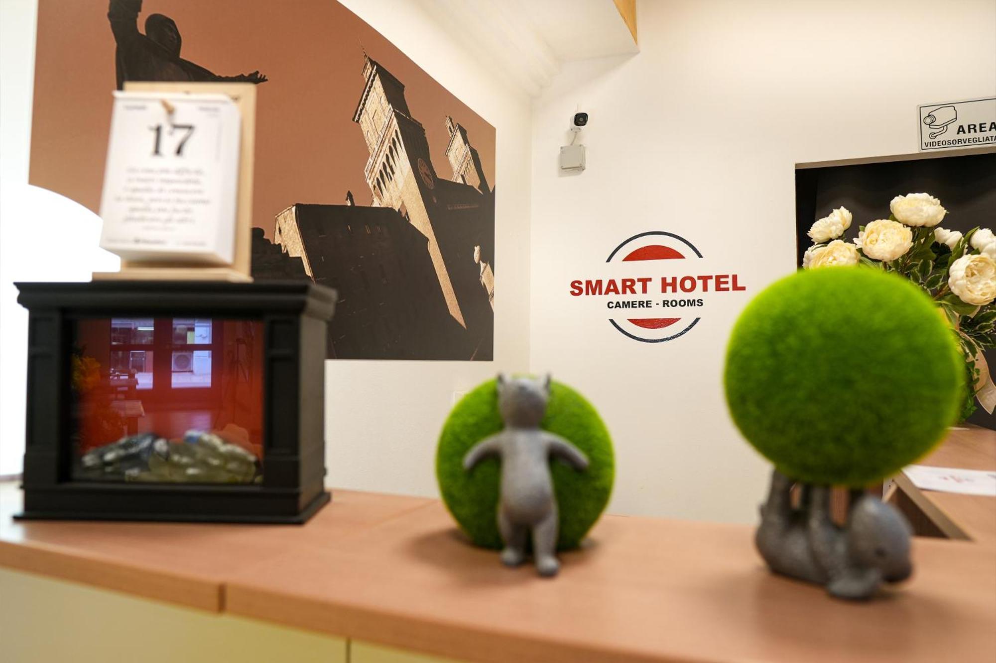 Smart Hotel Ferrara Kültér fotó