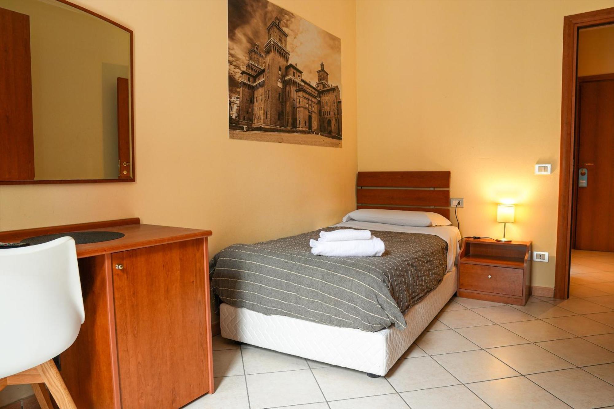 Smart Hotel Ferrara Kültér fotó